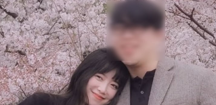 구혜선, 이혼 5년 만에 ♥핑크빛…남사친 품에 다정히 안겨 "사랑을 듬뿍 담아 커플샷"
