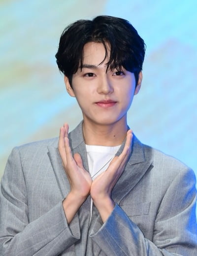 [단독] '고현정 아들' 이진우, 최민식·허준호 만난다…'프듀' 해남이의 배우 도약