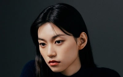 김도연, 뉴욕 상류층 연기한 지 얼마나 됐다고…극본 없는 1인극 도전 ('화이트래빗')