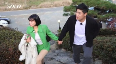 [종합] 25기 영철 어쩌나…두 솔로녀에게 ♥스킨십하다가 들통 "이거 테스트야 뭐야?" ('나는솔로')