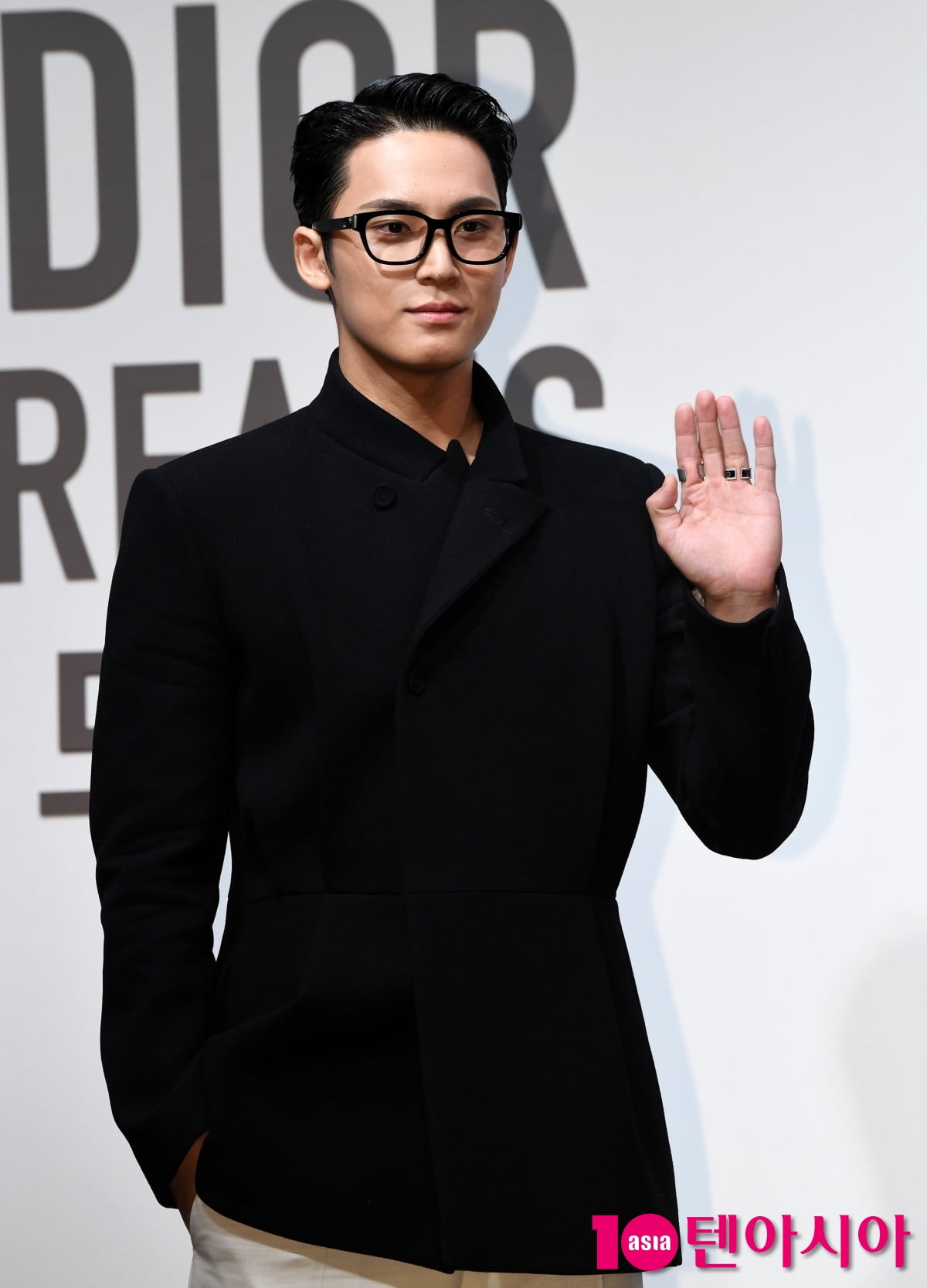 세븐틴 민규, 매력으로 빈틈없는 외모...오늘도 멋쟁이[TEN포토+]