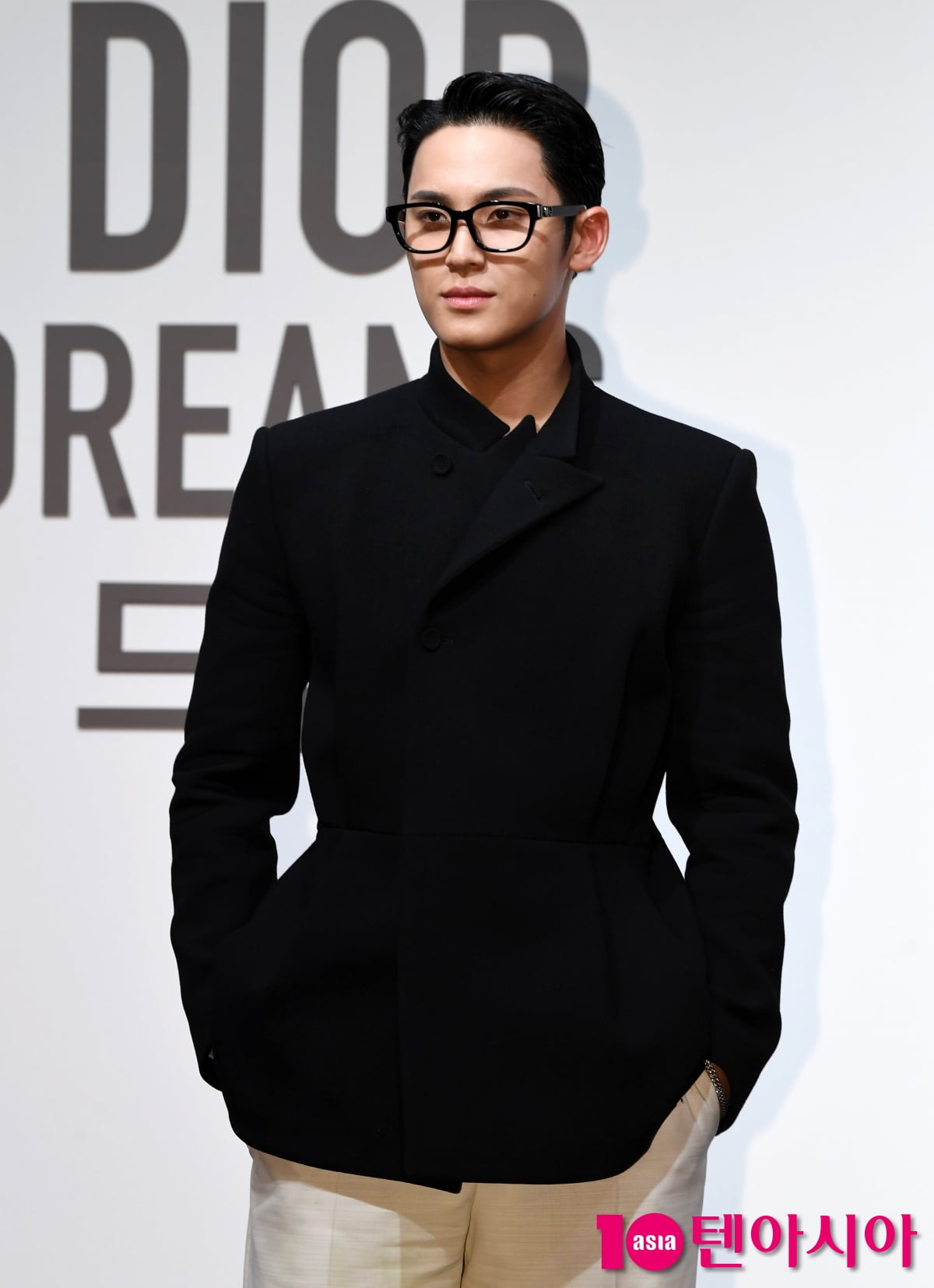 세븐틴 민규, 모범생의 화려한 외출...멋진 미소[TEN포토+]