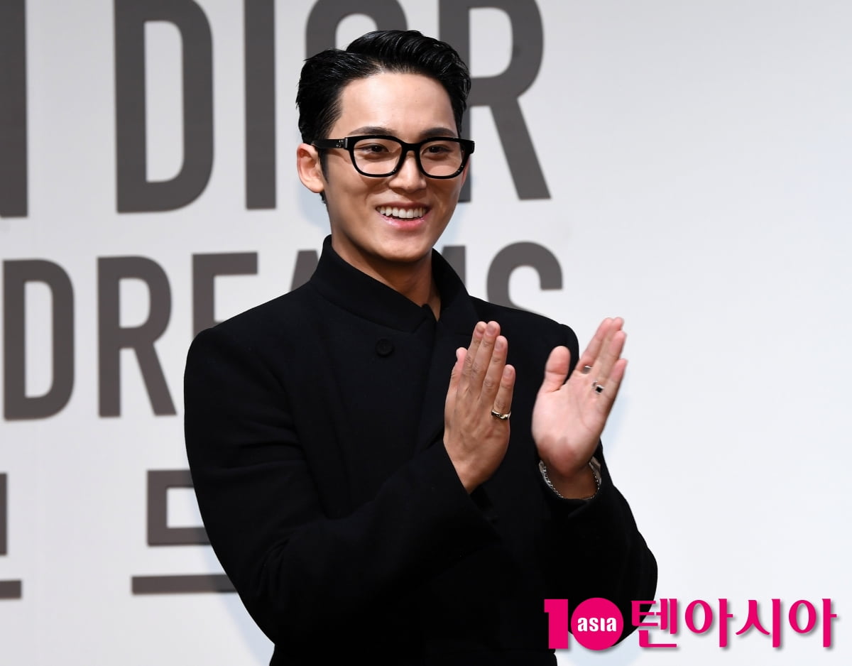세븐틴 민규, 모범생의 화려한 외출...멋진 미소[TEN포토+]