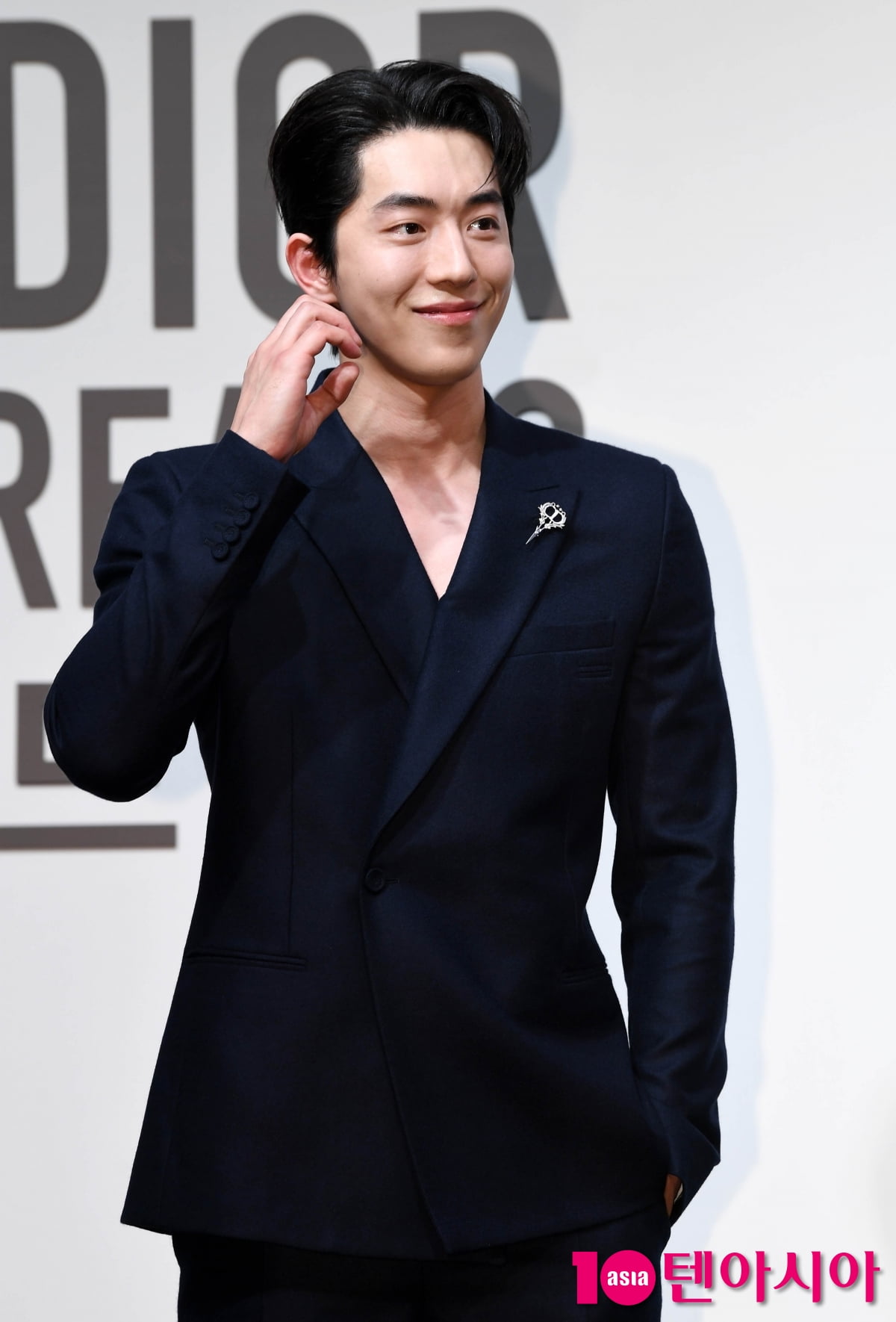 남주혁, 꽃미소에 여심흔들[TEN포토+]