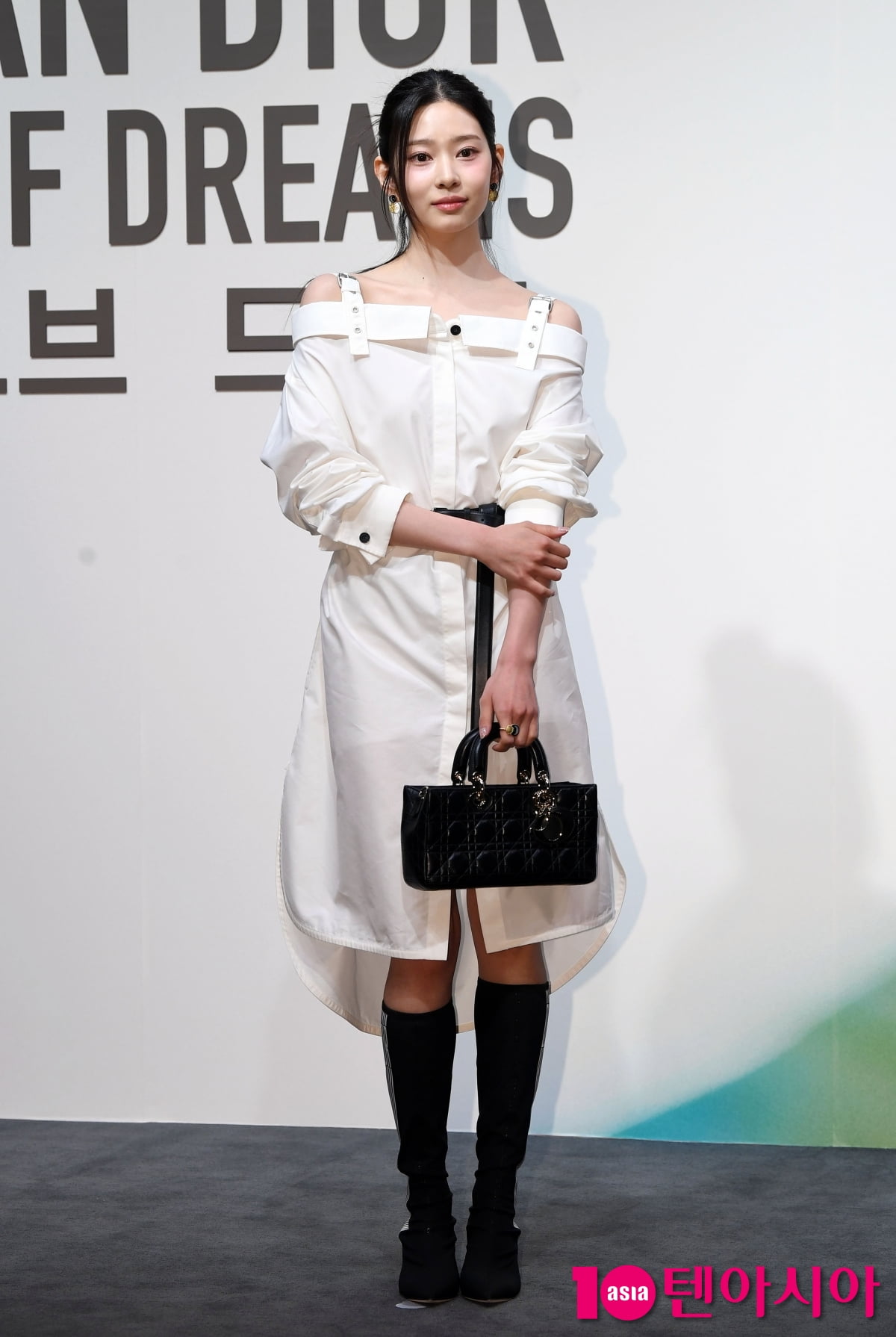 김민주, 예쁨이 뭍어나는 볼콕[TEN포토+]