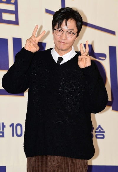 [단독] '50대 믿보배' 조한철, 굵직한 필모 또 남긴다…'우리들의 블루스' 감독과 첫 작업