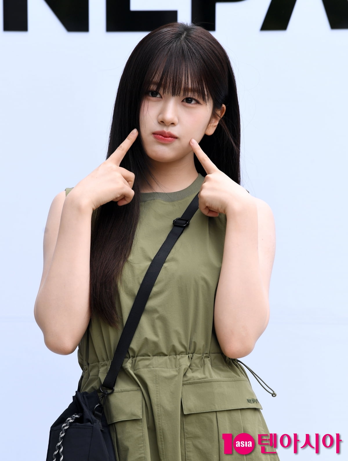안유진, 달콤한 눈빛...매력으로 빈틈없는 미모[TEN포토+]