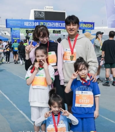 박주호家, 첫 마라톤 출전…'암투병' ♥안나+건나블리 건강한 근황