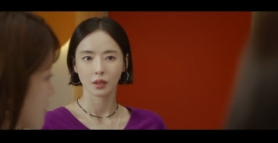 '40세' 이다희, 관리를 얼마나 한 거야…똑단발로 뽐낸 인형 비주얼 ('이혼보험')
