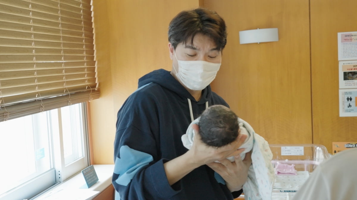 박수홍 딸, 벌써 효녀 다 됐네…"잠든 아빠 깨워서 출산 현장 보내" ('우아태')