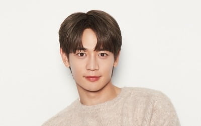 "더욱더 철저하고 완벽하게"…샤이니 민호, 18년째 타오르는 '불꽃 카리스마' ('랑데부')[TEN인터뷰]