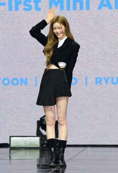 장원영도 놀랄 듯…'17살에 173cm' 이즈나 정세비 "독일서 먹은 우유 인상 깊어" [인터뷰]
