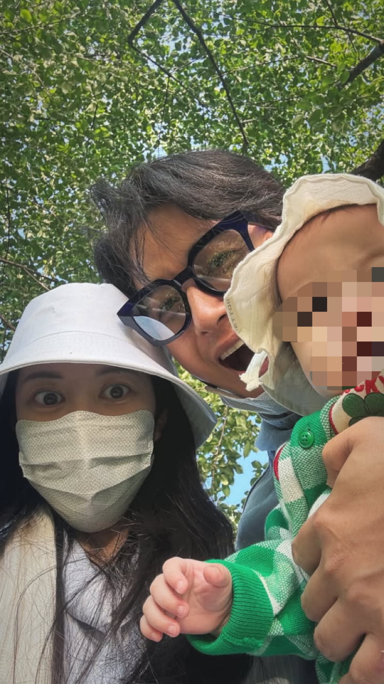 아야네♥이지훈, 벌써 받은 카네이션…1살 딸이 제대로 효녀네