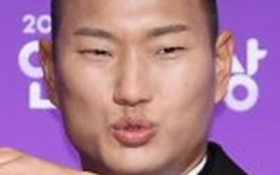'명서현♥' 정대세, 빚만 20억인데…"팀원들한테도 빚 생겨, 너무 미안" ('뽈룬티어')