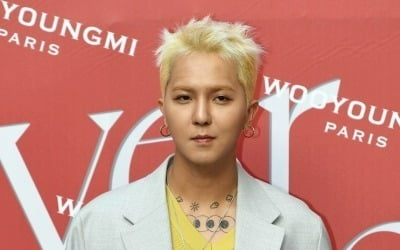 '부실 복무 논란' 위너 송민호, 불구속 송치 "혐의 대체로 인정" [TEN이슈]