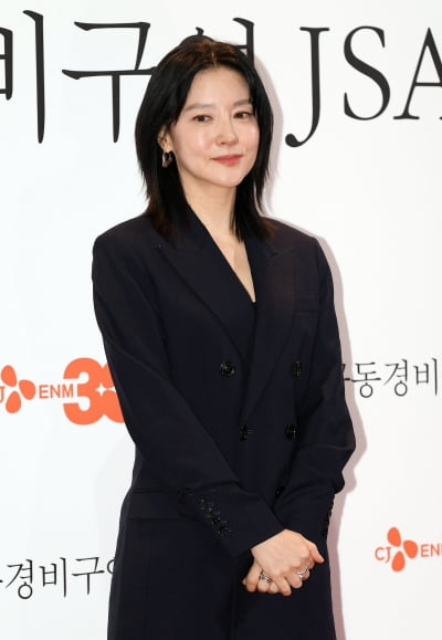 이영애, ♥남편 재산 2조원인데…간이침대서 지내는 상황('피디씨')