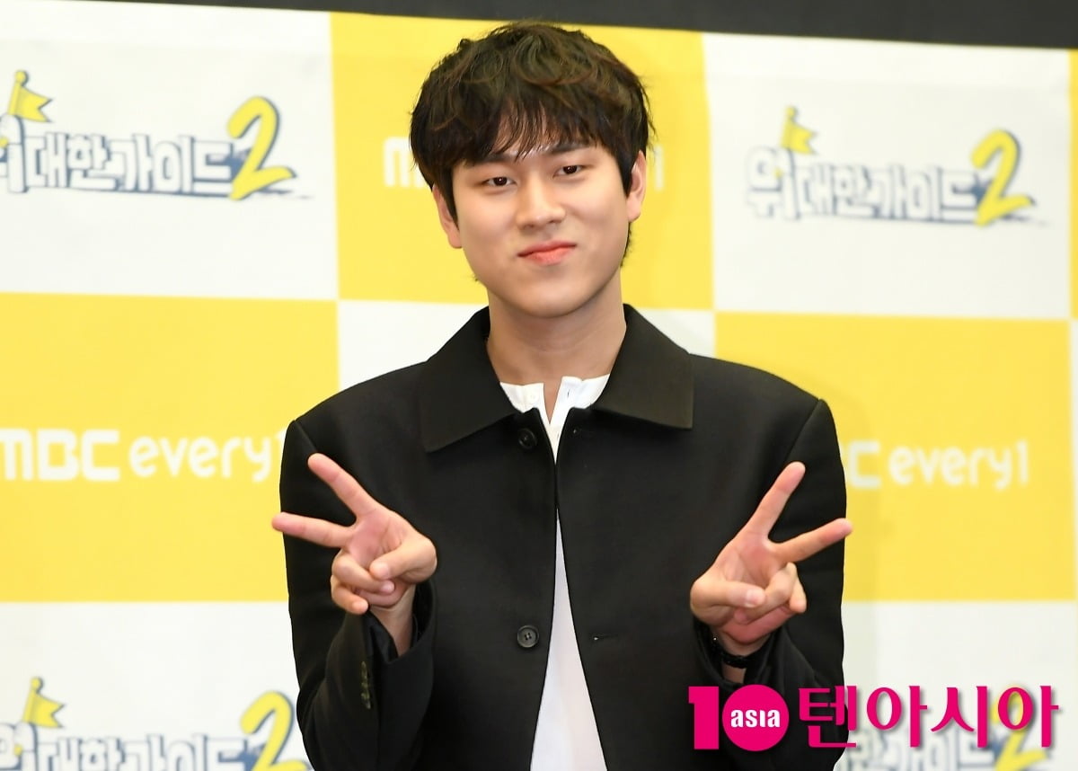 이무진, 7개월 만에 컴백한다…'뱁새' 발매 D-14 카운트다운