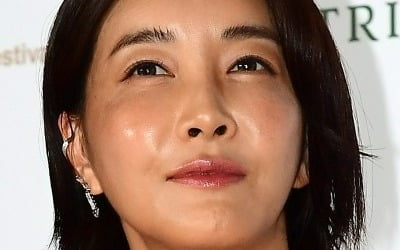 백미 끊은 지 8년째라더니…'42세' 여배우, 전현무와 유명 맛집서 포착 ('전현무계획2')