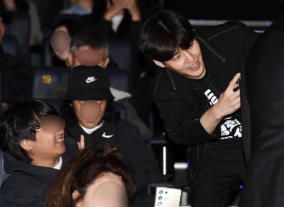 강하늘, 스윗한 미소로 팬서비스[TEN포토+]