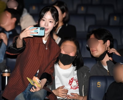 채원빈, '야당' 팬들에게 꽃미소 선물[TEN포토+]