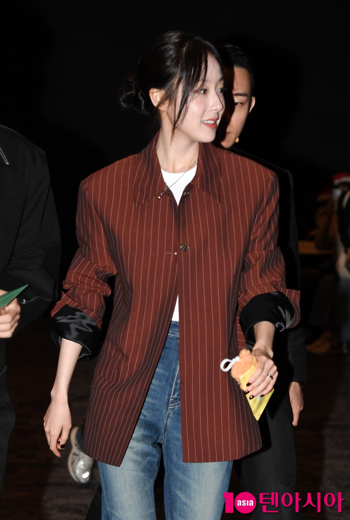 채원빈, 오늘은 청순하게...청바지가 잘 어울리는[TEN포토+]