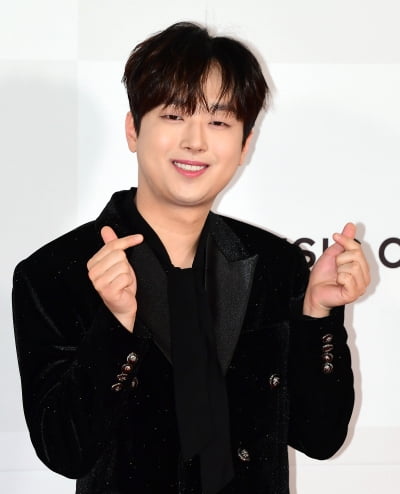 이찬원, 연이은 말실수…결국 촬영 중 쓴소리까지 "연세라고 해서 좀" ('뽈룬티어')