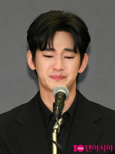 김수현, 광고 줄소송? 소송가액 '60억' 육박…소속사 "아직 확인 안돼"