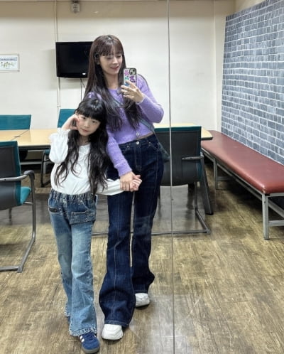 문희준♥소율 딸 잼잼이, 아이돌이 꿈이라더니…母 쏙 빼닮은 롱다리