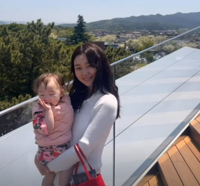 김수민 아나운서, 돌 맞은 딸 고맙다더니…이틀 만에 "말 못할 때 예뻐"