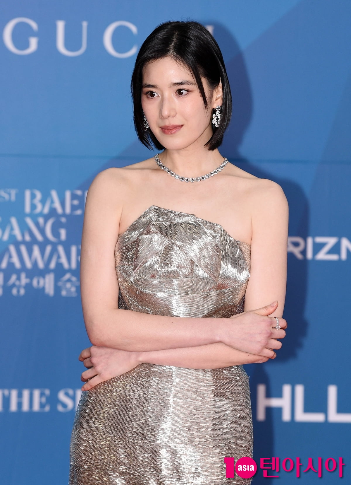 정은채, 눈부신 은빛 드레스[TEN포토+]