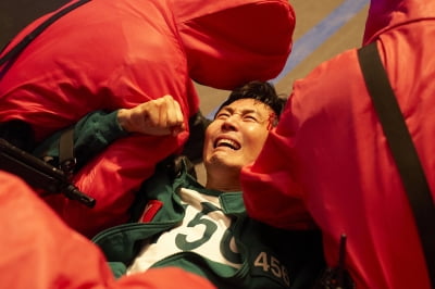 반란 실패 이정재, 관 속에서 등장…'오징어 게임3' 6월 27일 공개 확정[TEN이슈]