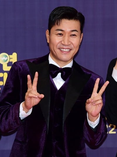 예식장에만 1억 썼다더니…김종민, 결혼식 축의금 흑자였나 "감사 메시지 보내는 중" ('신랑수업')