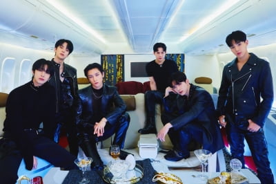 몬스타엑스, 6인 완전체로 컴백…형원 제대 다음날 10주년 앨범 발표