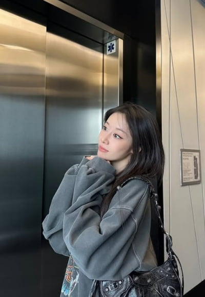 지연, 팬들 놀랄 '폭탄 발언'…온갖 카메라 다 줄게 멈추지 마