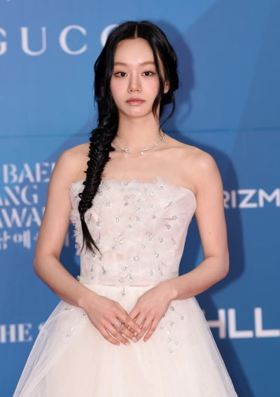 [공식] '75억 건물주' 혜리, 겹경사 맞았다…첫 단독 팬미팅 추가 개최