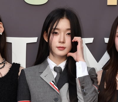 이프아이 카시아, 돋보이는 센터미모[TEN포토+]