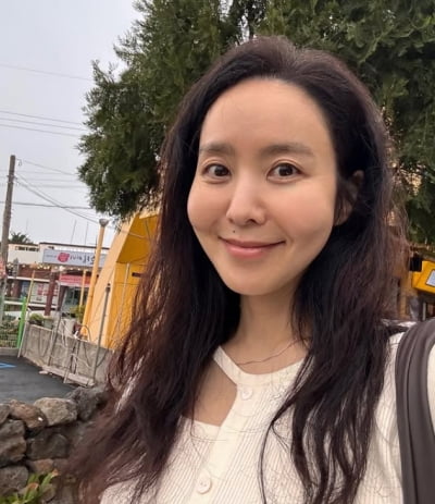'최동석과 이혼' 박지윤, 7개월 만에 "현남친" 직접 소개→'화들짝'