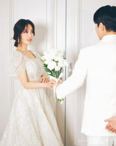 Former AOA Member Dohwa Announces June Wedding