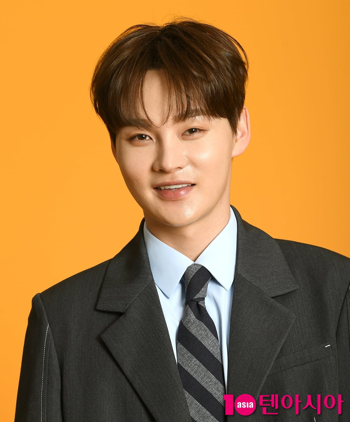 텐아시아 DB