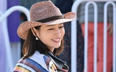 '이병헌♥' 이민정, 가정사 밝혔다…"어렸을 적 할머니와 함께 살았는데" ('가오정')