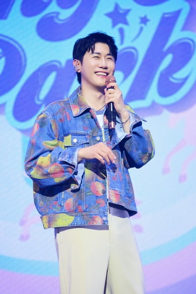 영탁, ♥영블스와 함께한 '영원파크'…공연장인 클래스 입증