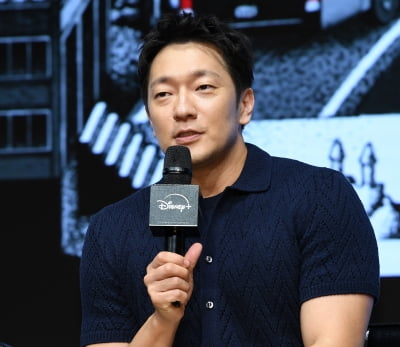 손석구, '복장 규정' 해명…"비니 쓰는 게 어긋나는 것 아냐"('나인 퍼즐')