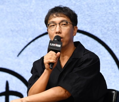윤종빈 감독, 추적 스릴러로 만나요[TEN포토]