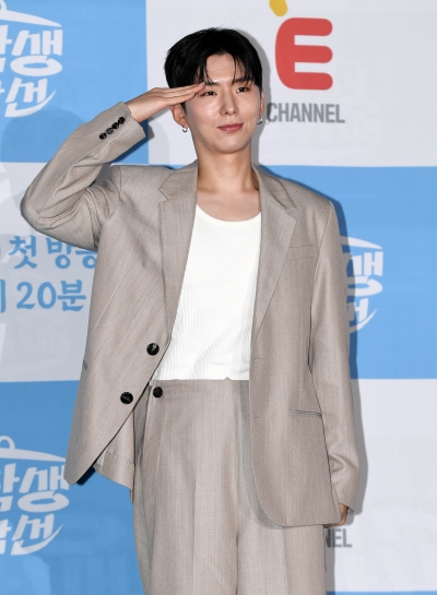 몬스타엑스 기현, 전역후 첫 예능 신고[TEN포토+]