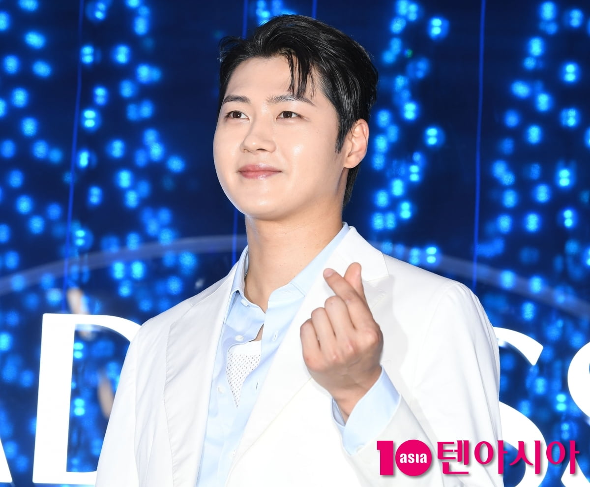 오상욱, 금메달 리스트의 화려한 수트핏[TEN포토+]