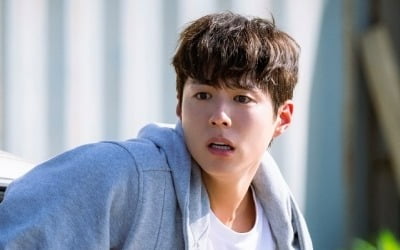 잘 나가던 박보검, 결국 추락했다…특채로 뽑혔다더니, 사고치다 징계 처리 ('굿보이')