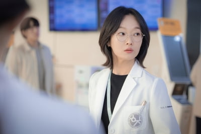 '언슬전' 이봉련, 레지던트들의 롤모델