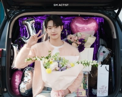 데뷔 6년 차에 재벌 3세 된 SM 남배우…"여유는 기본, 눈빛 신경 많이 써" ('바니와오빠들')[일문일답]