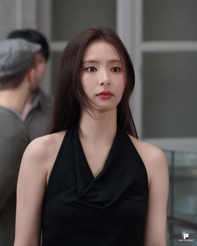 신세경, BTS 진과 ♥핑크빛이더니…눈빛 자체가 서사네