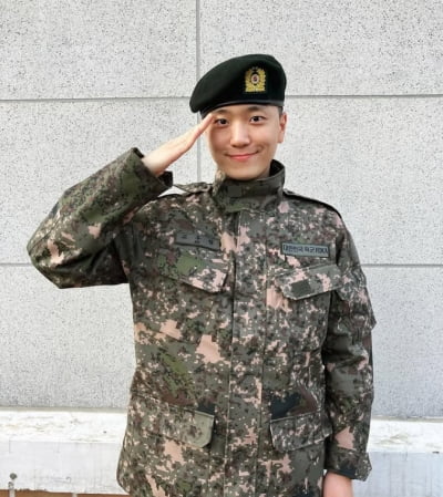 ♥김연아에 꽃신 신긴 고우림 "새로운 시작 맞이할 준비 들어간다" [전문]